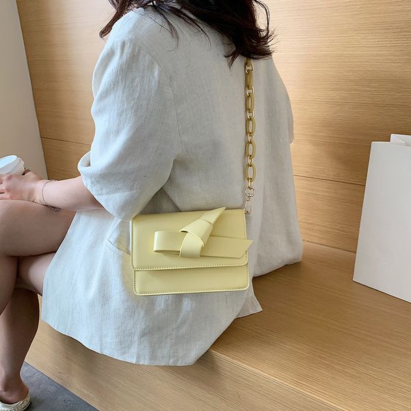 2020 new shoulder bag women's casual fashion korean bow tie flip small square bag chain crossbody
2020 new shoulder bag women's casual fashion korean bow tie flip small square bag chain crossbody