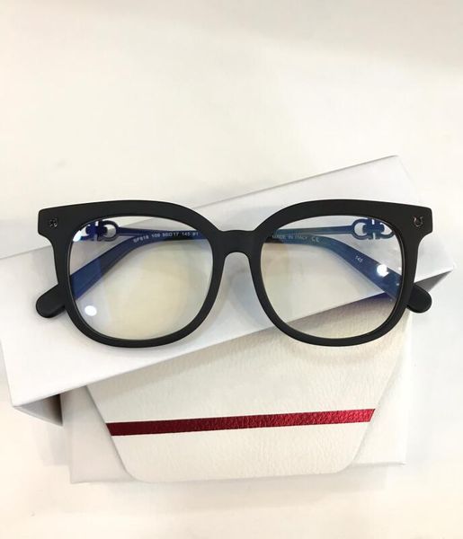 new eyeglasses frame women men eyeglass frames eyeglasses frame clear lens glasses frame oculos with case 818, Silver
new eyeglasses frame women men eyeglass frames eyeglasses frame clear lens glasses frame oculos with case 818, Silver