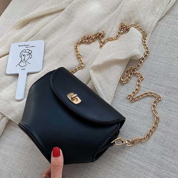 vintage black crossbody bag for women 2020 luxury designer chain messenger shoulder bag lady fashion quality mini bucket
vintage black crossbody bag for women 2020 luxury designer chain messenger shoulder bag lady fashion quality mini bucket