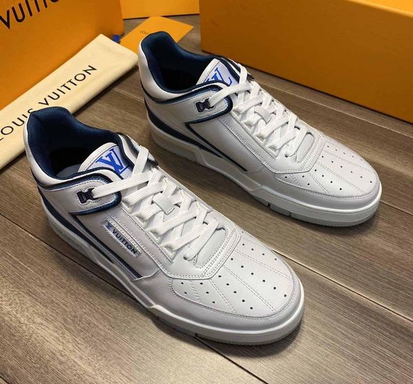 2020oo limited edition new fashion trend wild menmen casual comfortable shoes hiking shoes sports shoes original box packaging, Black
2020oo limited edition new fashion trend wild menmen casual comfortable shoes hiking shoes sports shoes original box packaging, Black