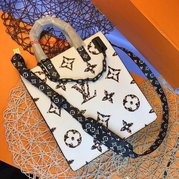 promotion design handbags luxury handbag 2020 fashion famous women design bags purse luxury large capacity totes bags clutch bags
promotion design handbags luxury handbag 2020 fashion famous women design bags purse luxury large capacity totes bags clutch bags