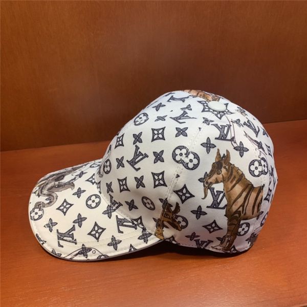 2020 new brand men women designer hat luxury baseball caps brand sport cap outdoor fashion mens hat snapback adjustable golf cap, Blue;gray
2020 new brand men women designer hat luxury baseball caps brand sport cap outdoor fashion mens hat snapback adjustable golf cap, Blue;gray