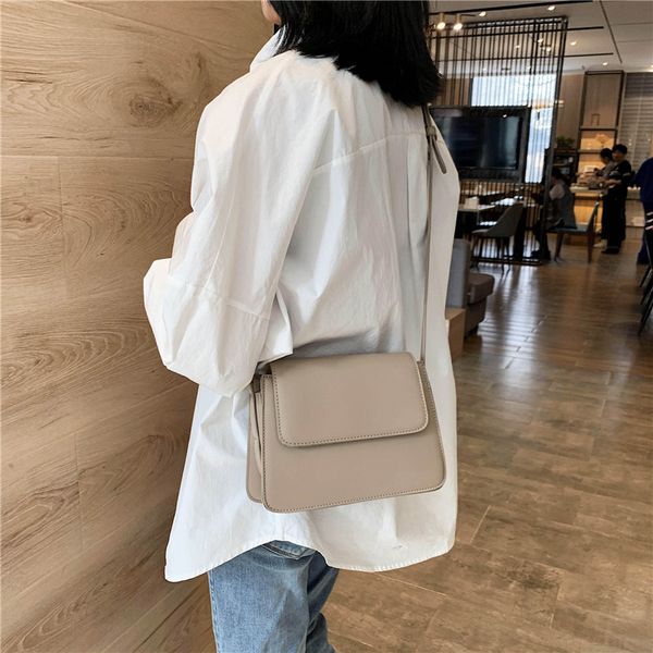 2020 new ladies shoulder bag korean handbag small square bag fashion retro shoulder messenger
2020 new ladies shoulder bag korean handbag small square bag fashion retro shoulder messenger