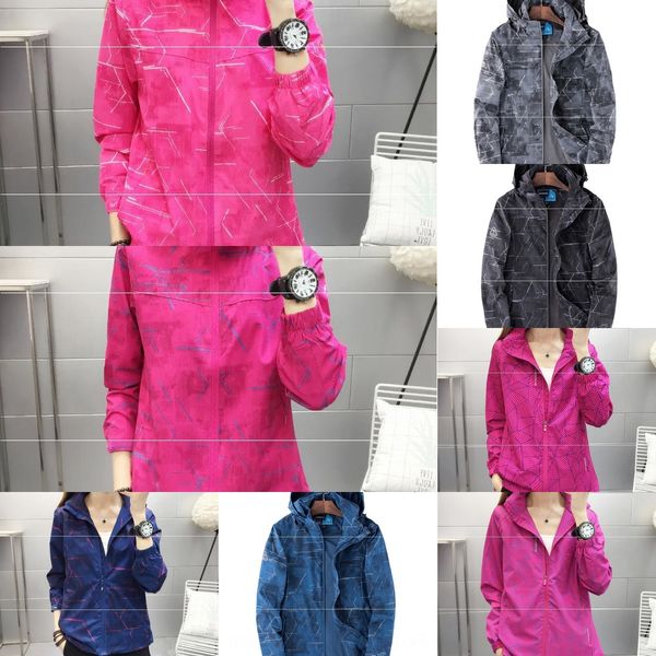 dvgsx clo clothin coat thin with couple spring and autumn breathable waterproof printing double-layer jacket outdoor mountaineering coat men, Blue;black
dvgsx clo clothin coat thin with couple spring and autumn breathable waterproof printing double-layer jacket outdoor mountaineering coat men, Blue;black