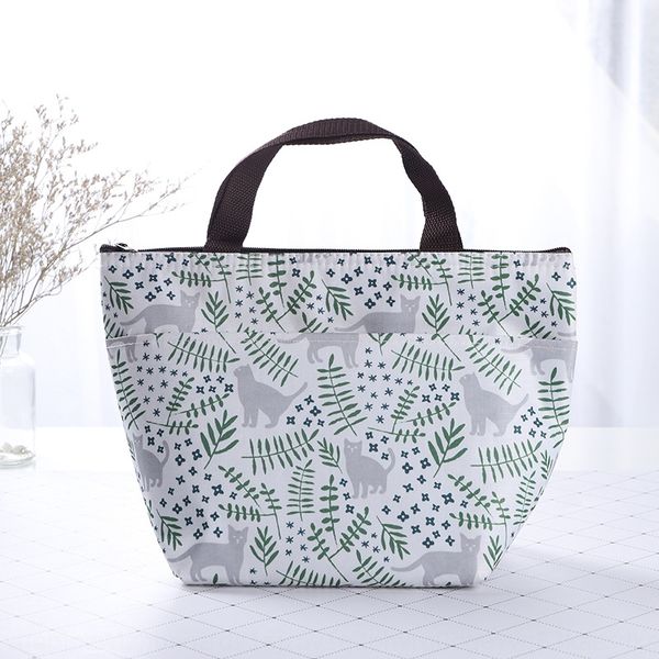 oxford cloth portable korean printing lunch oxford cloth ice ice thermal insulation outdoor picnic bag cold-keeping bag
oxford cloth portable korean printing lunch oxford cloth ice ice thermal insulation outdoor picnic bag cold-keeping bag