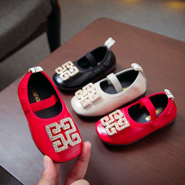 2019 Spring Autumn New Diamond Toddler Shoes Girls Fashion Comfortable Breathable Ins Princess Shoes 1-6 Years Kids Footwear
2019 Spring Autumn New Diamond Toddler Shoes Girls Fashion Comfortable Breathable Ins Princess Shoes 1-6 Years Kids Footwear