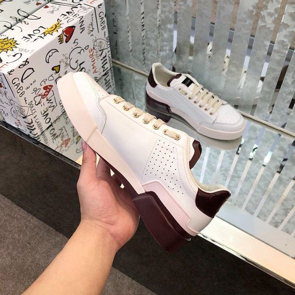 2020e autumn high-end custom fashion men's comfortable lace casual shoes, fashion wild trend low-sneakers, original box packaging
2020e autumn high-end custom fashion men's comfortable lace casual shoes, fashion wild trend low-sneakers, original box packaging