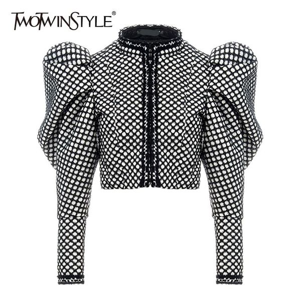 twotwinstyle ruched plaid coat for women o neck puff sleeve short female coat streetwear autumn fashion new clothing 2020, Black;brown
twotwinstyle ruched plaid coat for women o neck puff sleeve short female coat streetwear autumn fashion new clothing 2020, Black;brown