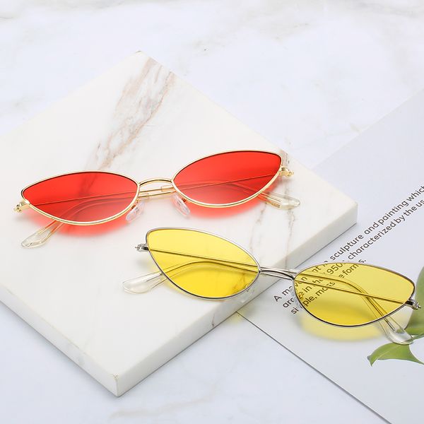 tesia new women sunglasses cat eye small metal frame chic colorful uv400 eyewear gafas de sol mujer 360, White;black
tesia new women sunglasses cat eye small metal frame chic colorful uv400 eyewear gafas de sol mujer 360, White;black