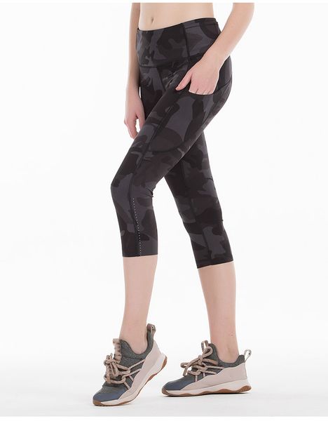 women two pocket fitness leggings cropped yoga pants tights high waist running capris workout gym clothing sports wear, White;red
women two pocket fitness leggings cropped yoga pants tights high waist running capris workout gym clothing sports wear, White;red