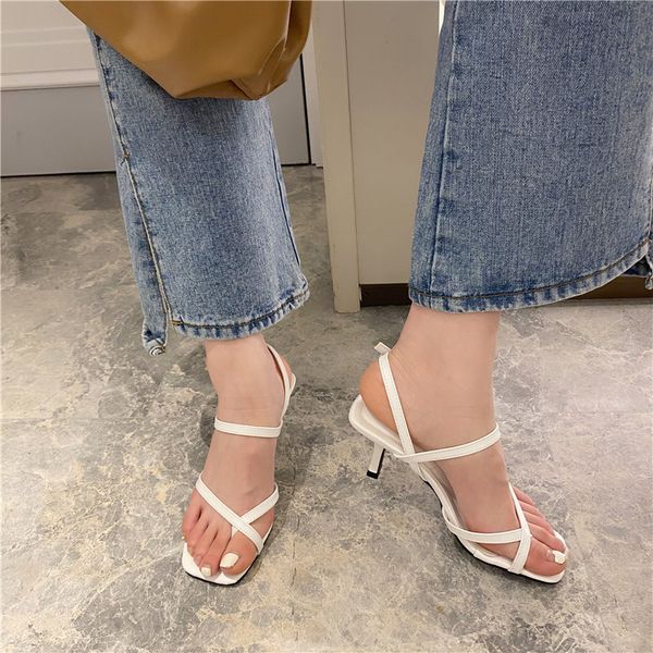 2020 summer beige heeled sandals flip flops platform sale of women's shoes ankle strap block heels square toe ladies black and
2020 summer beige heeled sandals flip flops platform sale of women's shoes ankle strap block heels square toe ladies black and