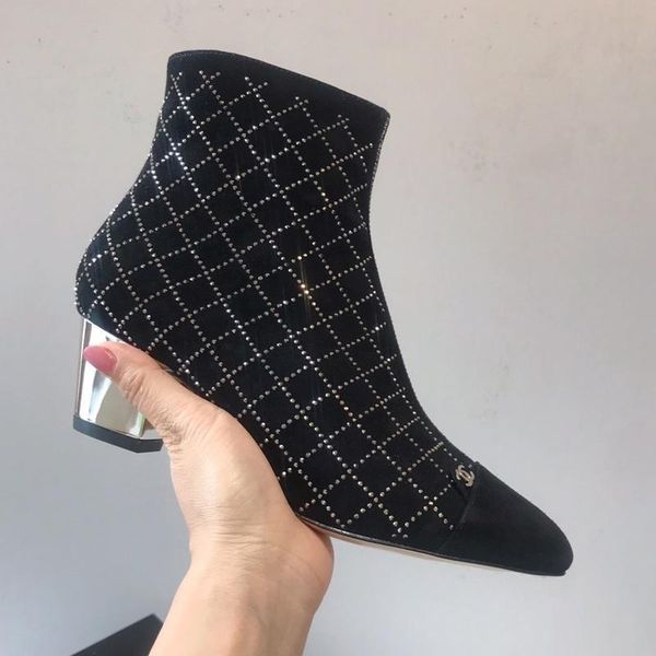 2020rh winter luxury women's casual fashion high-casual shoes, outdoor casual travel shoes, fast delivery with original box, Black
2020rh winter luxury women's casual fashion high-casual shoes, outdoor casual travel shoes, fast delivery with original box, Black