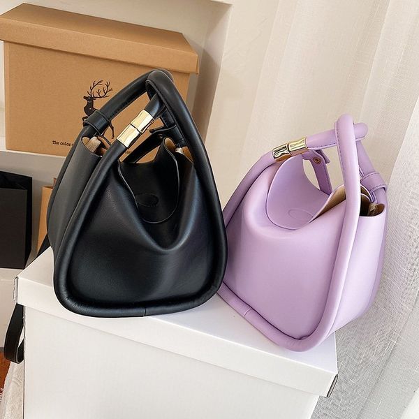 сплошные цвета кожа pu ковш сумки для женщин 2020 summer simple lady crossbody плеча сумки повелительницы totes
сплошные цвета кожа pu ковш сумки для женщин 2020 summer simple lady crossbody плеча сумки повелительницы totes
