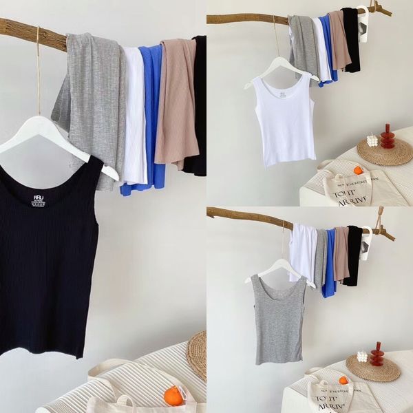 20 soft underwear as summer modal seamless vest men' and women' crater sleeveless thin high-elasticity seamless underwear, White;black
20 soft underwear as summer modal seamless vest men' and women' crater sleeveless thin high-elasticity seamless underwear, White;black
