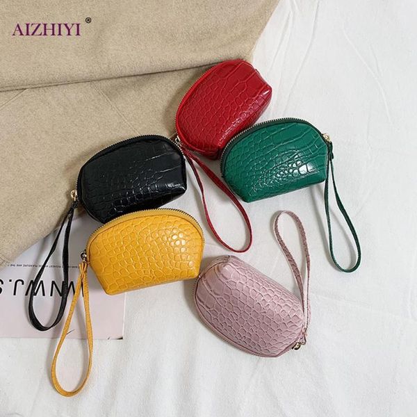 fashion crocodile pattern women mini clutch handbag zipper ladies casual pu purse solid color shell tote bags
fashion crocodile pattern women mini clutch handbag zipper ladies casual pu purse solid color shell tote bags