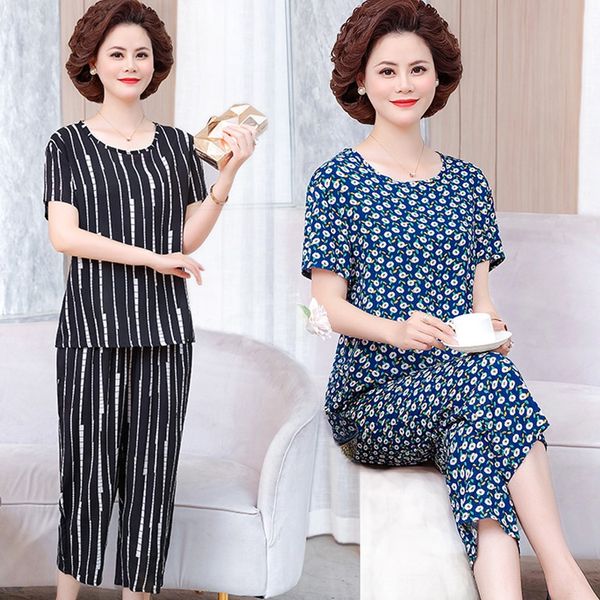mj2ow summer new middle-aged mom two-piece cotton silk women's short-sleeved t-shirt + cropped pants 40-60 years t-shirt shorts and sho, Gray 
mj2ow summer new middle-aged mom two-piece cotton silk women's short-sleeved t-shirt + cropped pants 40-60 years t-shirt shorts and sho, Gray
