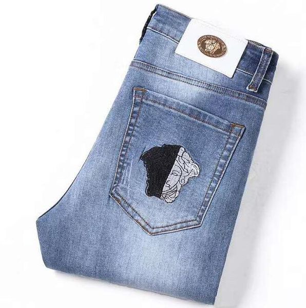 Fashion Mens Stylist Jeans Hip Hop Zipper Hole Jeans Mens Suitable Ripped Biker Denim Pants Blue
Fashion Mens Stylist Jeans Hip Hop Zipper Hole Jeans Mens Suitable Ripped Biker Denim Pants Blue