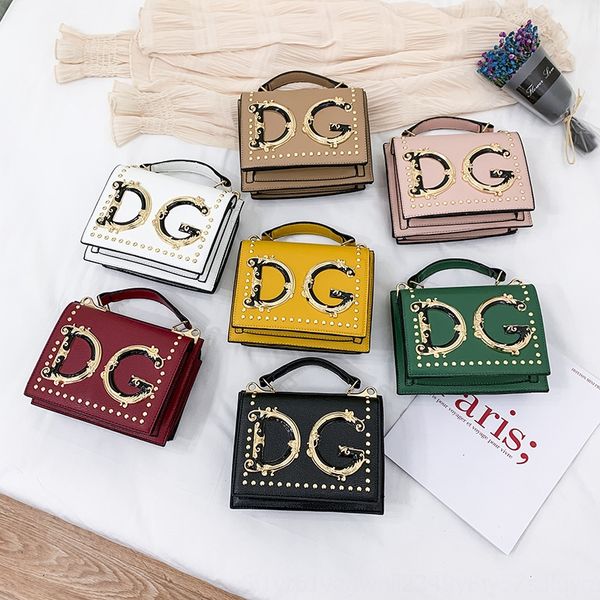 qmvst soft pu multi-color double-sided women's women's 2020 new korean fashion versatile rivet diagonal shoulder shoulder bag b, White 
qmvst soft pu multi-color double-sided women's women's 2020 new korean fashion versatile rivet diagonal shoulder shoulder bag b, White