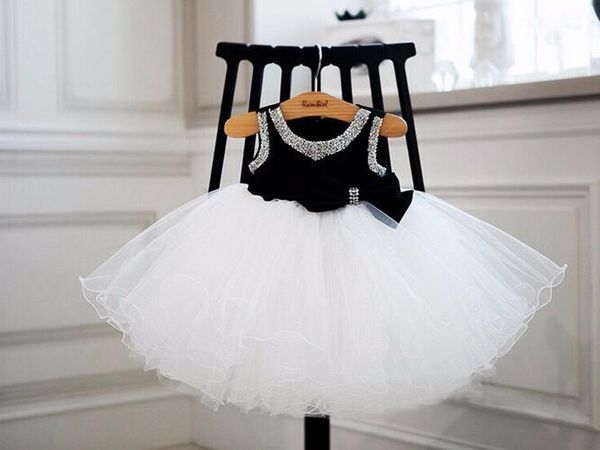 baby girl dress kids party tutu dresses for girl birthday party wear children clothing girls school dresses infantil vestidos t200709, Red;yellow
baby girl dress kids party tutu dresses for girl birthday party wear children clothing girls school dresses infantil vestidos t200709, Red;yellow