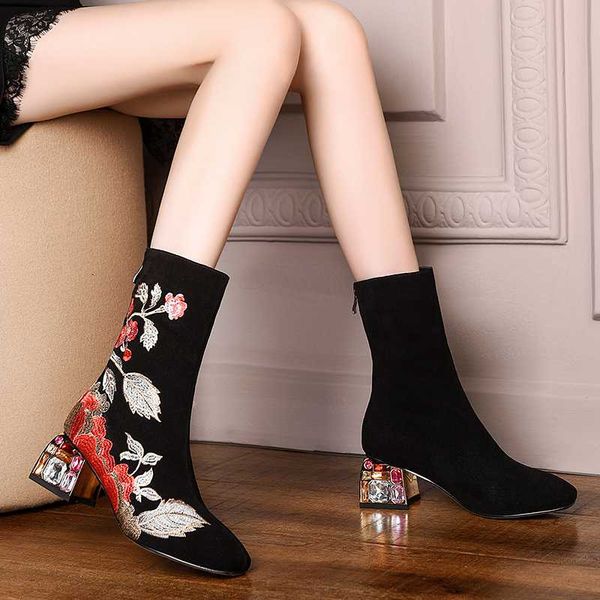 plus size women boots 2020 winter shoes floral embroidered mid-calf boot rhinestone heeled designer botas mujer national 8268c, Black