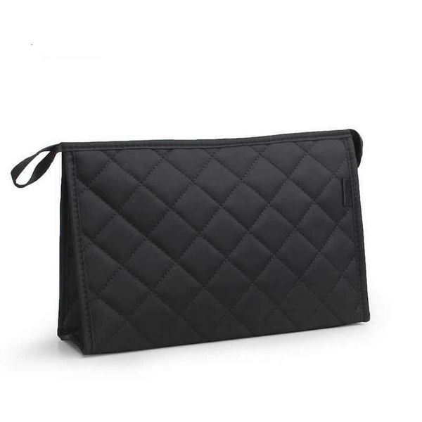 женщины cosmetic bag функционального алмазной lattice путешествие макияж дело zipper макияж сумка органайзер чехол для хранения туалетного w
женщины cosmetic bag функционального алмазной lattice путешествие макияж дело zipper макияж сумка органайзер чехол для хранения туалетного w