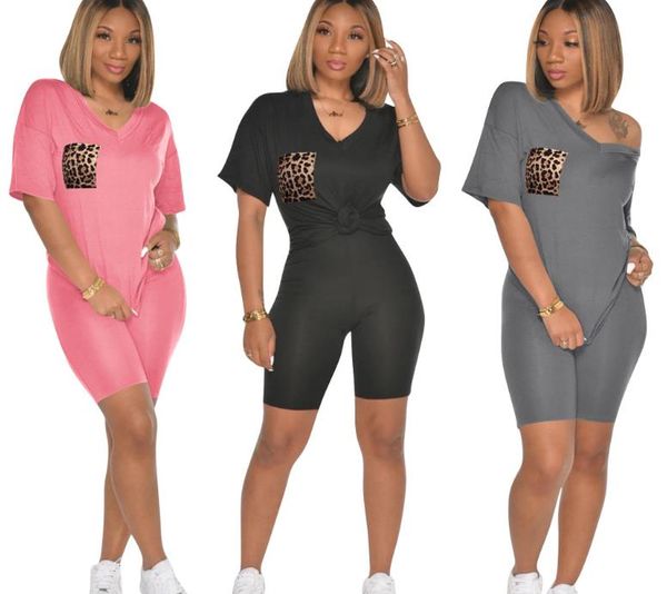 женщины tracksuit камуфляж карман топы с коротким рукавом лето v-образный вырез футболки тройники шорты комплекты 2 шт одежда костюмы спорти, White
женщины tracksuit камуфляж карман топы с коротким рукавом лето v-образный вырез футболки тройники шорты комплекты 2 шт одежда костюмы спорти, White