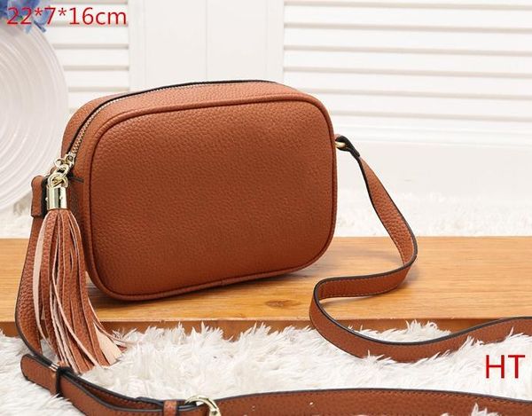 2020 handbag rhinestones women fashion bag famous designer shoulder bag tassel soho bags ladies tassel litchi profile women messenger bag
2020 handbag rhinestones women fashion bag famous designer shoulder bag tassel soho bags ladies tassel litchi profile women messenger bag