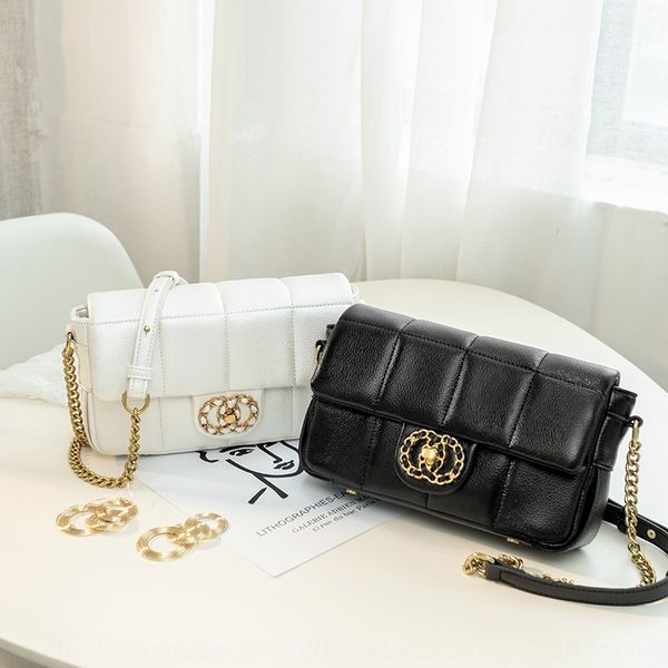 xiangfeng lingge chain women's shoulder small square small square bag 2020 summer new fashion texture women's shoulder messenger b
xiangfeng lingge chain women's shoulder small square small square bag 2020 summer new fashion texture women's shoulder messenger b