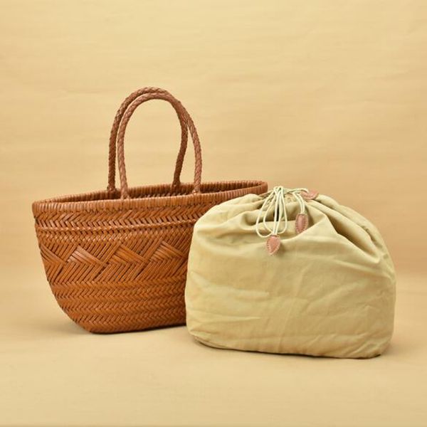 classic design female travel beach bag leather weave handbag women bags cowhide leather knitting basket casual tote
classic design female travel beach bag leather weave handbag women bags cowhide leather knitting basket casual tote