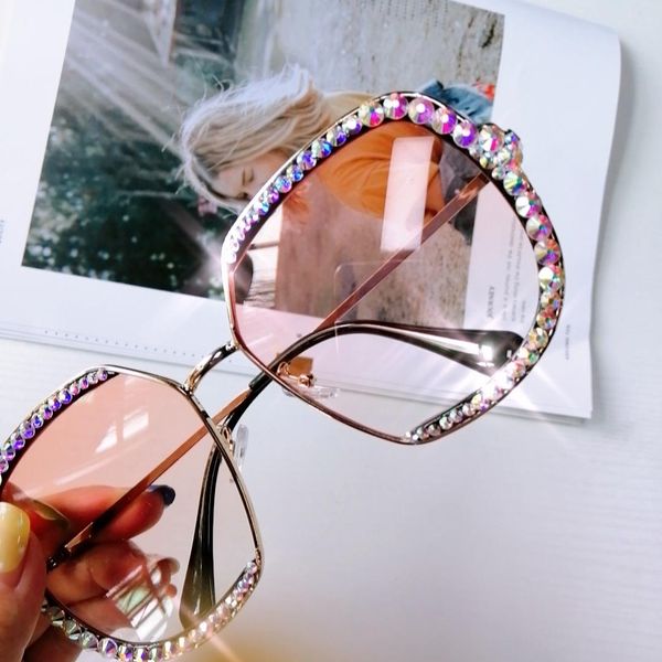 новый приграничное европейских и американских моды класса люкс красочные rhinestone солнцезащитные очки персонализированные большой алмаз ре, White;black
новый приграничное европейских и американских моды класса люкс красочные rhinestone солнцезащитные очки персонализированные большой алмаз ре, White;black