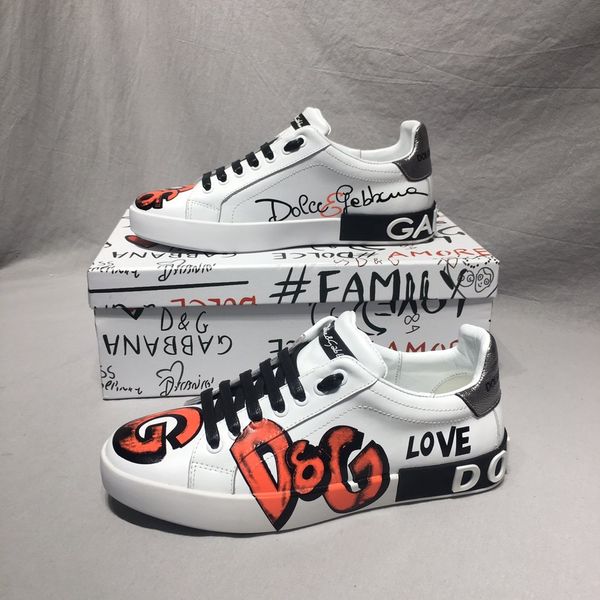 2020 u4 fashion trend mens designer shoes leather breathable luxury shoes lace-up casual hiker shoes mens sneakers, Black 
2020 u4 fashion trend mens designer shoes leather breathable luxury shoes lace-up casual hiker shoes mens sneakers, Black