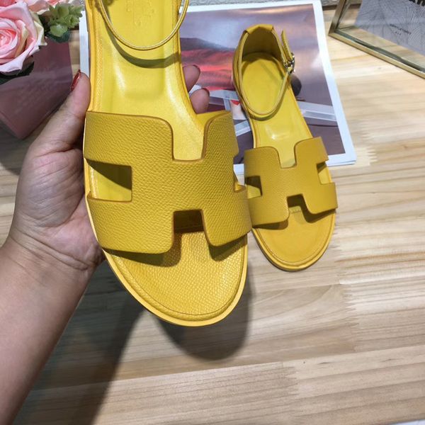 h drag 2020 spring and summer new leather fairy sandals womens simple and versatile flat-bottomed buckle with open toe sandals, Black;red
h drag 2020 spring and summer new leather fairy sandals womens simple and versatile flat-bottomed buckle with open toe sandals, Black;red