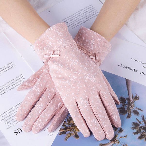 women' summer gloves touch screen lace glove non-slip sun protection short thin glove fashion sunscreen driving gloves, Blue;gray
women' summer gloves touch screen lace glove non-slip sun protection short thin glove fashion sunscreen driving gloves, Blue;gray