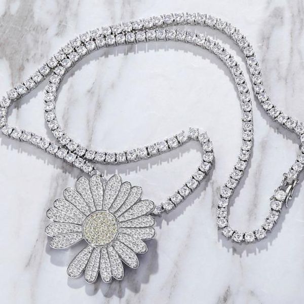 18k gold plated iced out cubic zirconia g-dragon daisy charm flower pendant necklace bling bling diamond hip hop jewelry gifts for girls, Silver
18k gold plated iced out cubic zirconia g-dragon daisy charm flower pendant necklace bling bling diamond hip hop jewelry gifts for girls, Silver