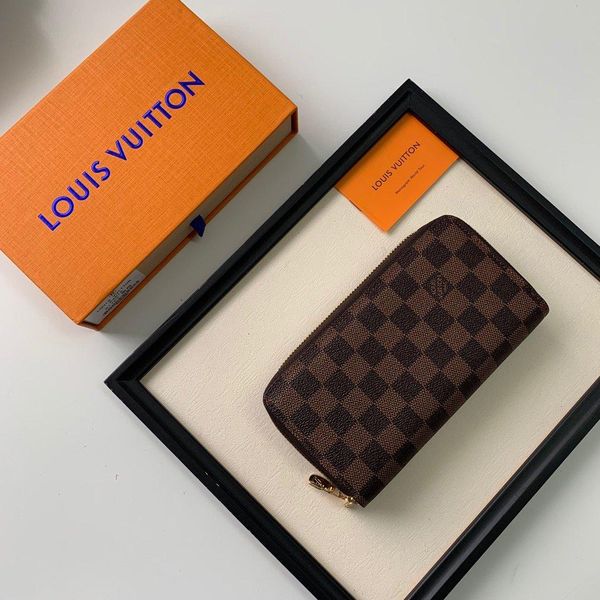 new arrival luxury designer mens wallet purses classic style handbag leather long wallets phone money pouch card holder zipper men purse
new arrival luxury designer mens wallet purses classic style handbag leather long wallets phone money pouch card holder zipper men purse