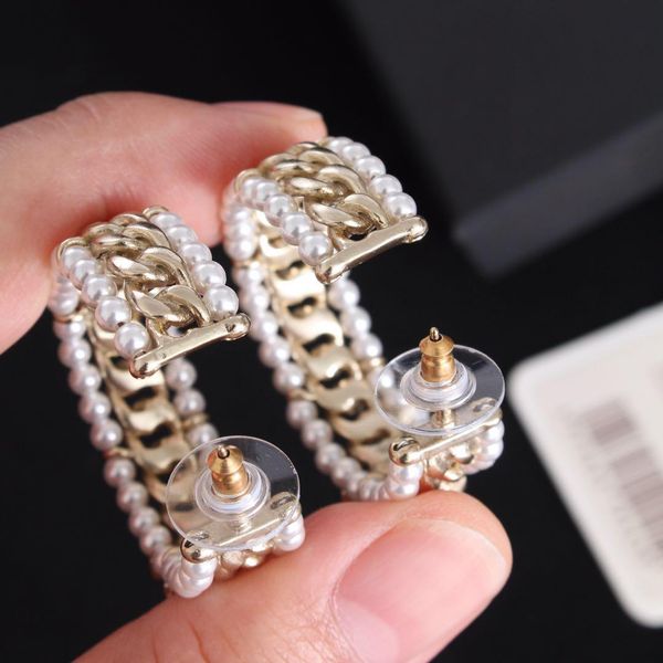 fashion brand have stamps designer earrings for lady women party wedding lovers gift engagement luxury jewelry for bride with box hb54, Golden;silver
fashion brand have stamps designer earrings for lady women party wedding lovers gift engagement luxury jewelry for bride with box hb54, Golden;silver