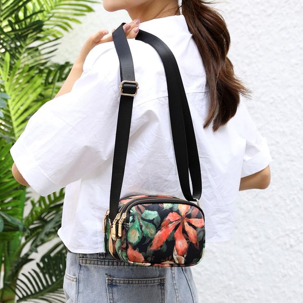 2020 summer new fashion floral purse and handbag casual mini women shoulder crossbody bag 3 layers simple small female daily bag
2020 summer new fashion floral purse and handbag casual mini women shoulder crossbody bag 3 layers simple small female daily bag