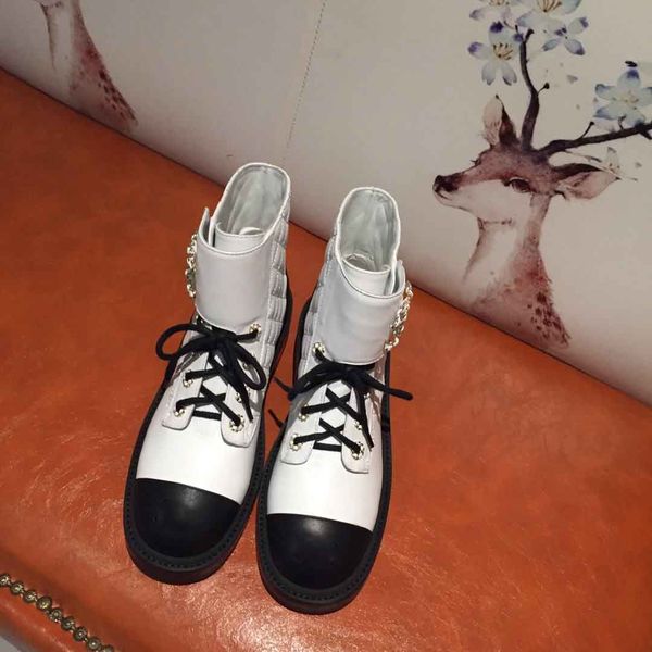 2020 luxury lace up boots, designer martin boots, leather boots,good quality designer leather boot, Black
2020 luxury lace up boots, designer martin boots, leather boots,good quality designer leather boot, Black