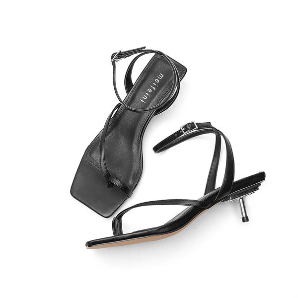 2020 european and american new low-heeled ladies square head sandals y200620, Black