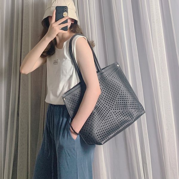 fashionable web celebrity small bag female 2020 autumn/winter new fashion korean version versatile shoulder bag texture chain
fashionable web celebrity small bag female 2020 autumn/winter new fashion korean version versatile shoulder bag texture chain