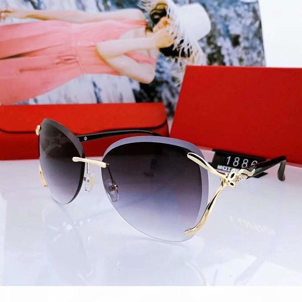 2020 summer womens designer sunglasses luxury woman sunglasses adumbral goggle glasses uv400 c 1886 3 color highly quality with box, White;black
2020 summer womens designer sunglasses luxury woman sunglasses adumbral goggle glasses uv400 c 1886 3 color highly quality with box, White;black