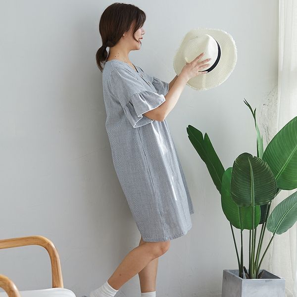 tjgf9 summer women's short-sleeved nightgown cotton double-layer yarn pajamas pajamas v-neck flounced edge sleeve yarn-dyed striped out, Blue;red
tjgf9 summer women's short-sleeved nightgown cotton double-layer yarn pajamas pajamas v-neck flounced edge sleeve yarn-dyed striped out, Blue;red