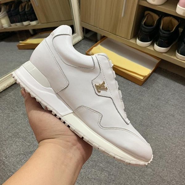 2021-2020e new luxury design frosted rubber sole sneakers all -match fashion mens casual shoes mens banquet shoes size :38 -45, Black
2021-2020e new luxury design frosted rubber sole sneakers all -match fashion mens casual shoes mens banquet shoes size :38 -45, Black