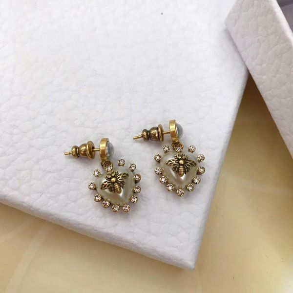 explosion small bee love pearl diamond designer earrings luxury designer jewelry women earrings, Golden
explosion small bee love pearl diamond designer earrings luxury designer jewelry women earrings, Golden