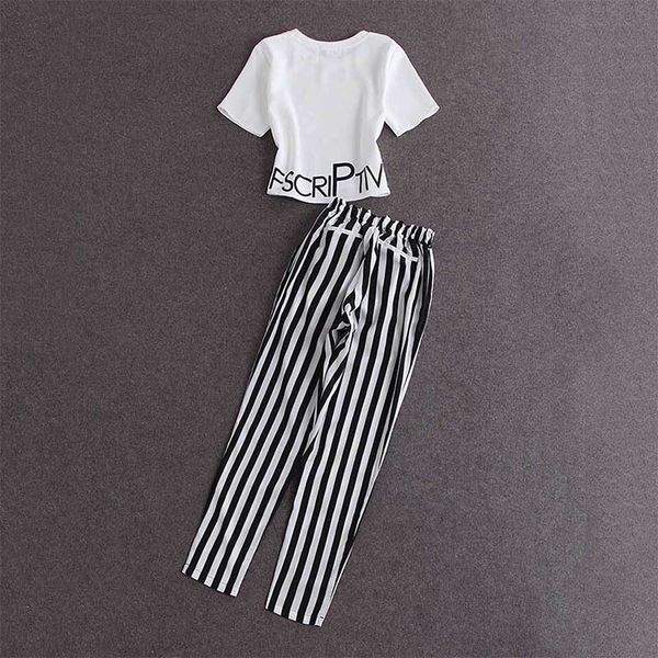 2 pcs/set women summer fashion t-shirts sets short sleeve letter print crop and striped elastic waist pants set, Gray
2 pcs/set women summer fashion t-shirts sets short sleeve letter print crop and striped elastic waist pants set, Gray