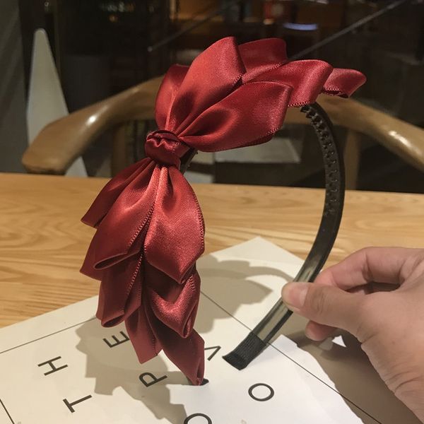new arrival lovely multi-tiered big bowties headband pure color fabric ornament flower pretty hair hoop wholesale, Black;brown
new arrival lovely multi-tiered big bowties headband pure color fabric ornament flower pretty hair hoop wholesale, Black;brown