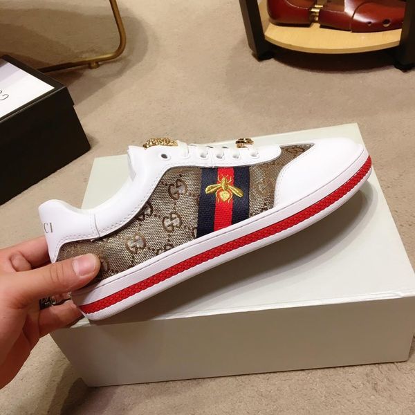 2020-2019d men's and women's casual shoes, fashion wild sports shoes, with the original packaging shoe box delivery, yardage: 35-4
2020-2019d men's and women's casual shoes, fashion wild sports shoes, with the original packaging shoe box delivery, yardage: 35-4