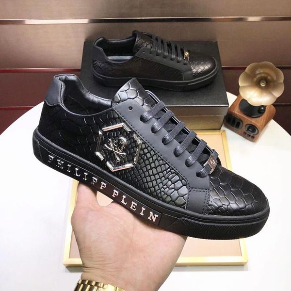 summer mens shoes sneakers sports board fashion luxury casual sneakers breathable recreational men shoes casual lo -sneakers studs q22
summer mens shoes sneakers sports board fashion luxury casual sneakers breathable recreational men shoes casual lo -sneakers studs q22