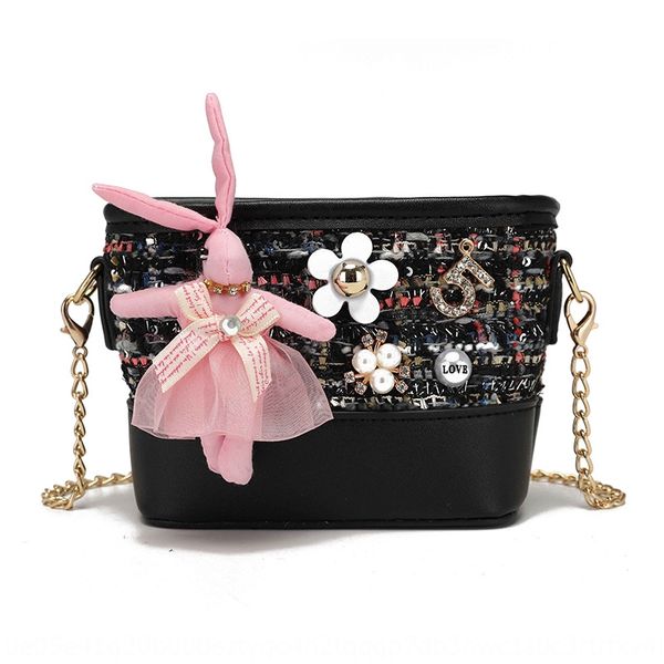 2020 korean new bucket messenger super soft fabric children's cute mini shoulder shoulder bag bag
2020 korean new bucket messenger super soft fabric children's cute mini shoulder shoulder bag bag
