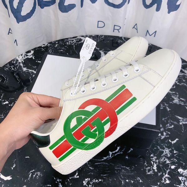 2020y new trend leather casual shoes men and women outdoor sports shoes fashion personality wild party couple shoes, size 35-451, Black
2020y new trend leather casual shoes men and women outdoor sports shoes fashion personality wild party couple shoes, size 35-451, Black
